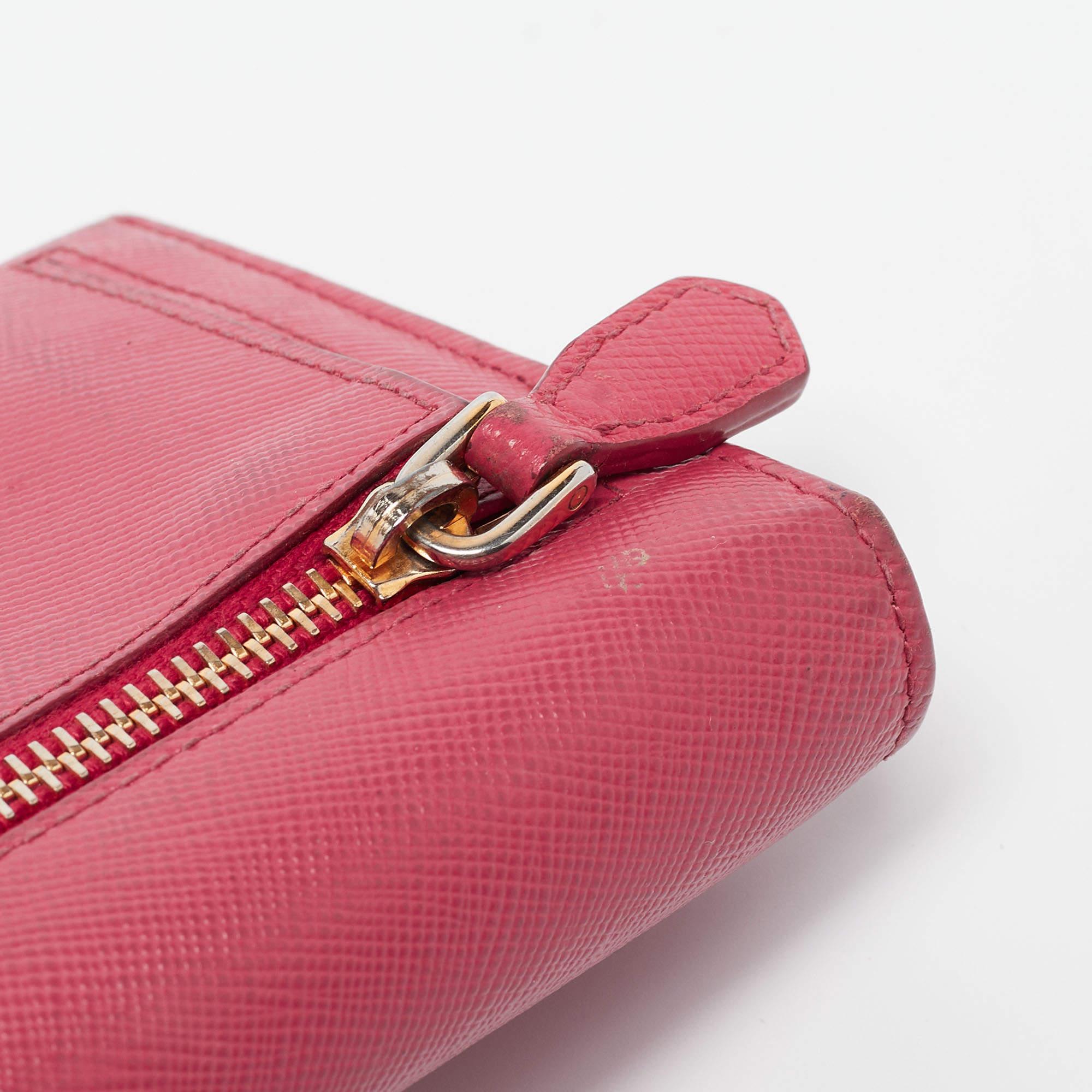 Prada Pink Saffiano Metal Leather Triangle Logo Flap Continental Wallet For Sale 2