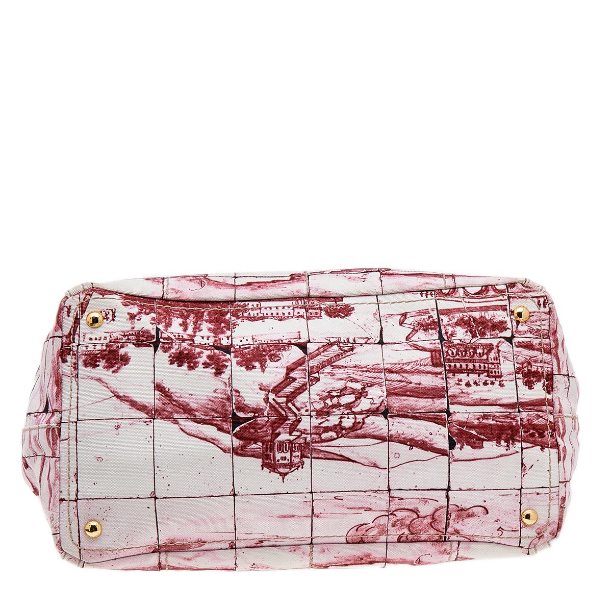 Prada Pink/White Printed Canvas Canapa Tote In Good Condition In Dubai, Al Qouz 2