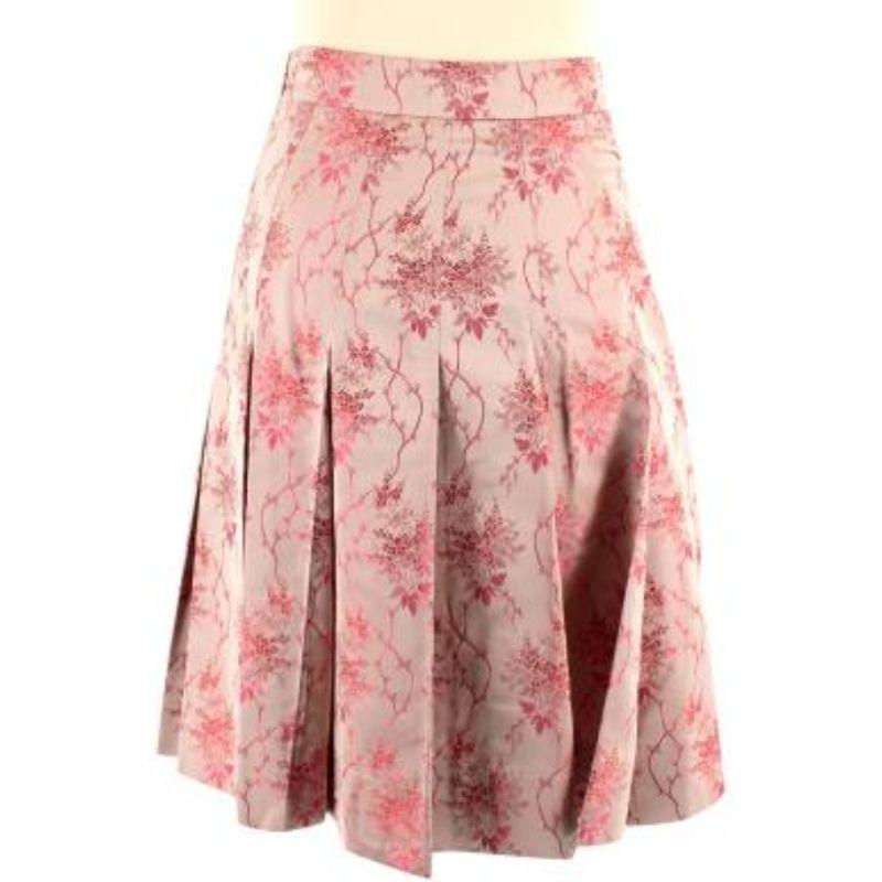 Prada Pink Woven Silk Blend Pleated Skirt In Excellent Condition For Sale In London, GB