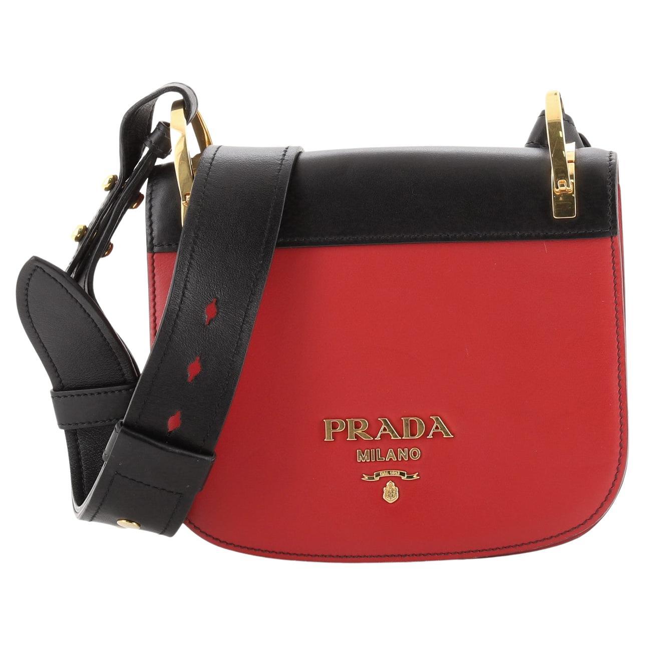 prada pionniere saddle bolsa
