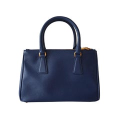 Prada Prada Galleria MIni size Unique