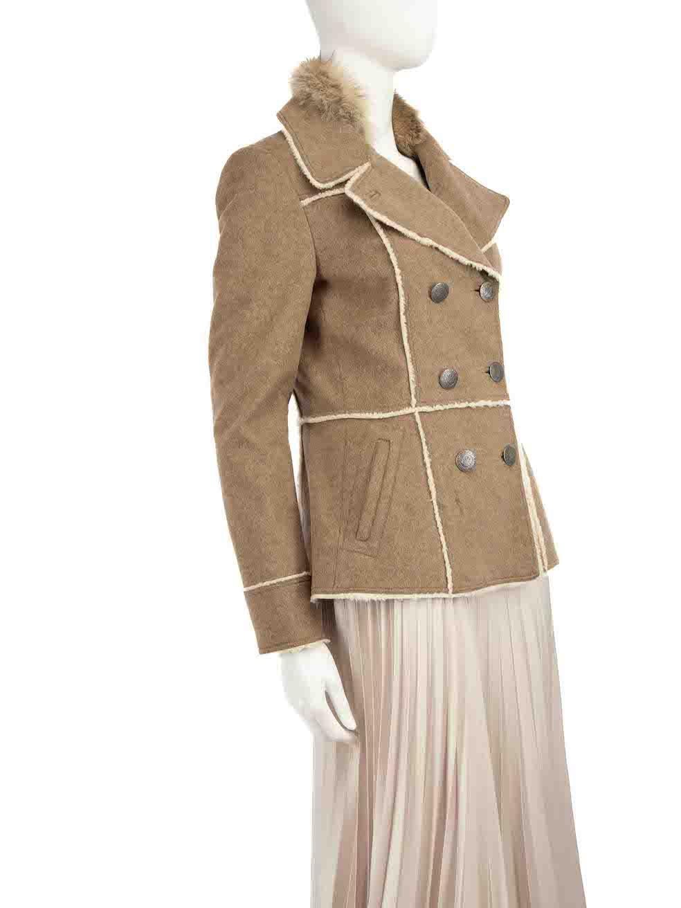 CONDITION is Very good. Minimal wear to coat is evident. Minimal wear to the exterior with thinning to the texture on this used Prada Sport designer resale item.
 
 Details
 Beige
 Wool
 Short length coat
 Double breasted
 Fur trim detail on