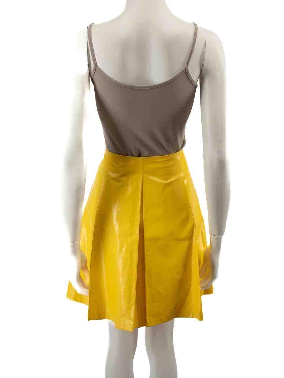 Prada Prada Sports Yellow Glossed Pleated Skirt Size S In Good Condition For Sale In London, GB