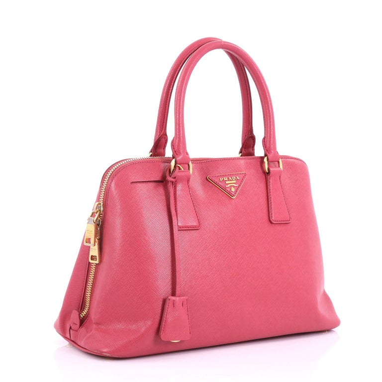 Prada Promenade Handbag Saffiano Leather Medium For Sale at 1stdibs