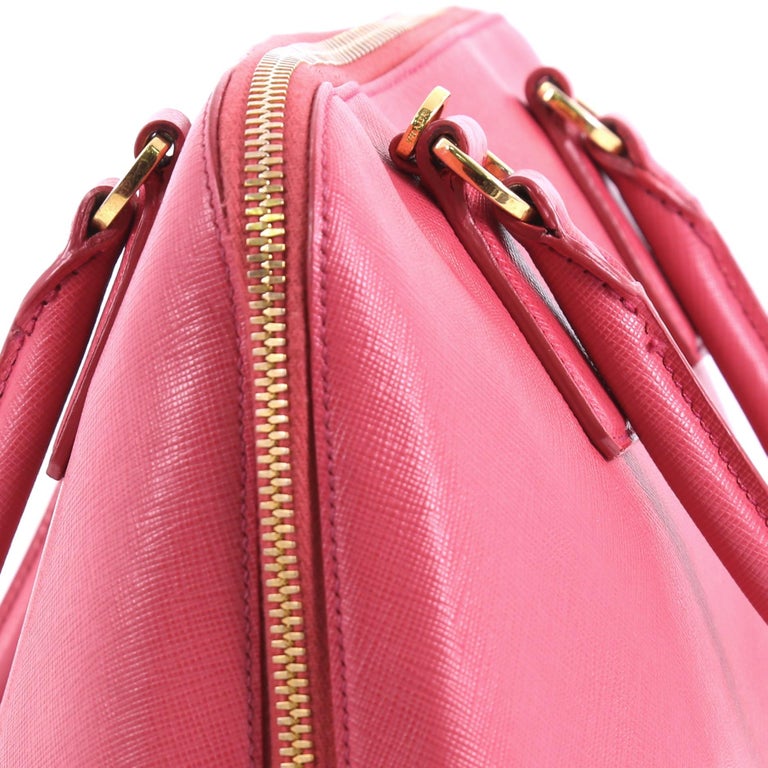 Prada Promenade Handbag Saffiano Leather Medium at 1stDibs | prada ...