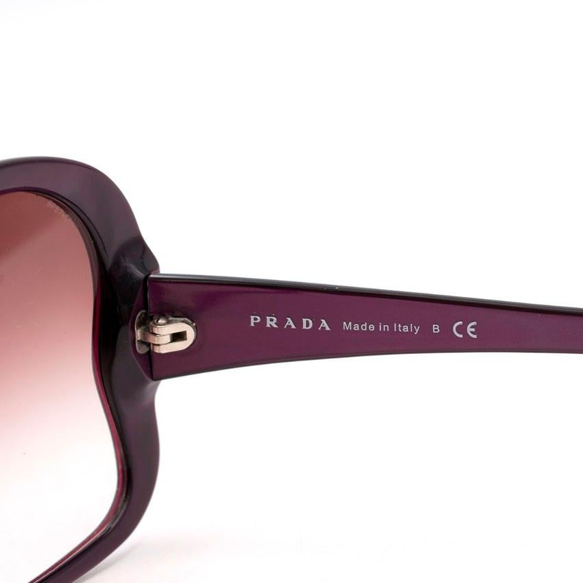 Prada Purple Oversized Sunglasses In Good Condition For Sale In London, GB
