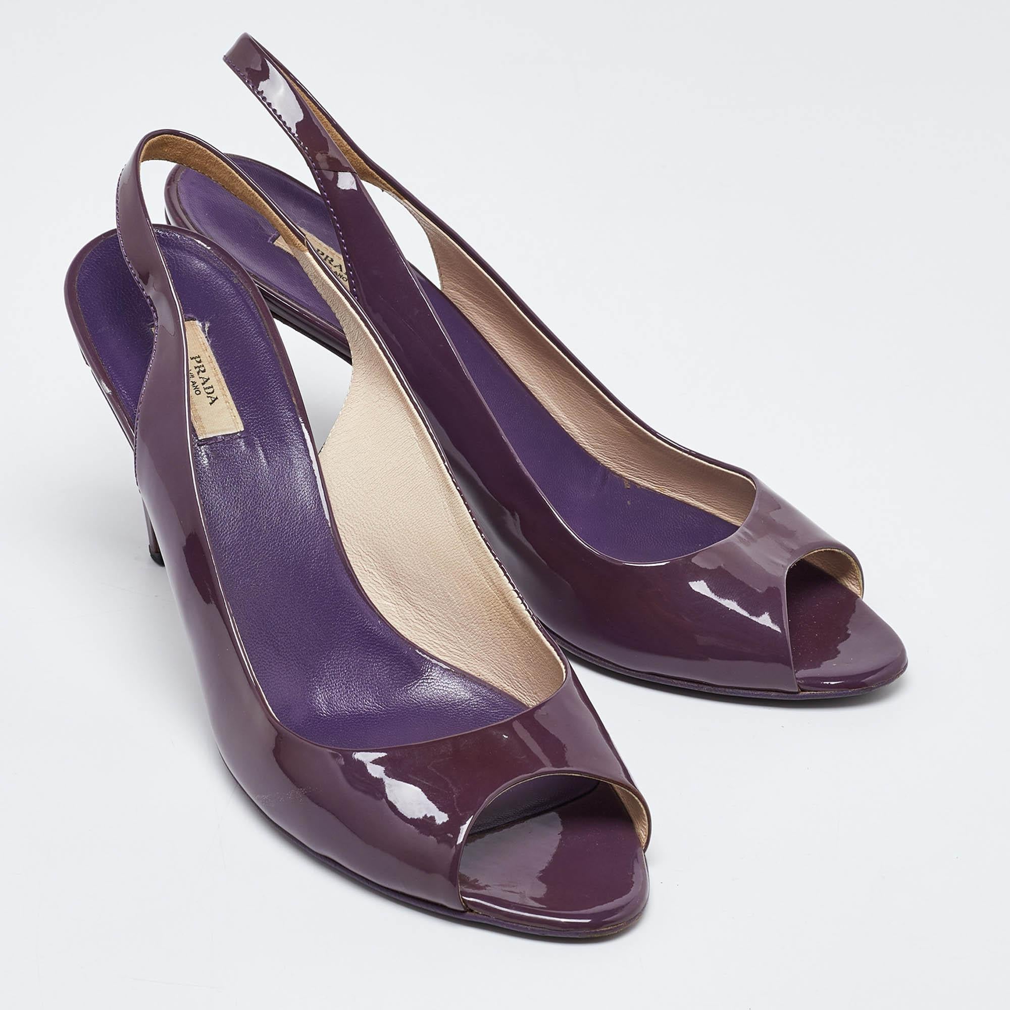 Prada Purple Patent Leather Open Toe Slingback Pumps Size 37 In Fair Condition In Dubai, Al Qouz 2