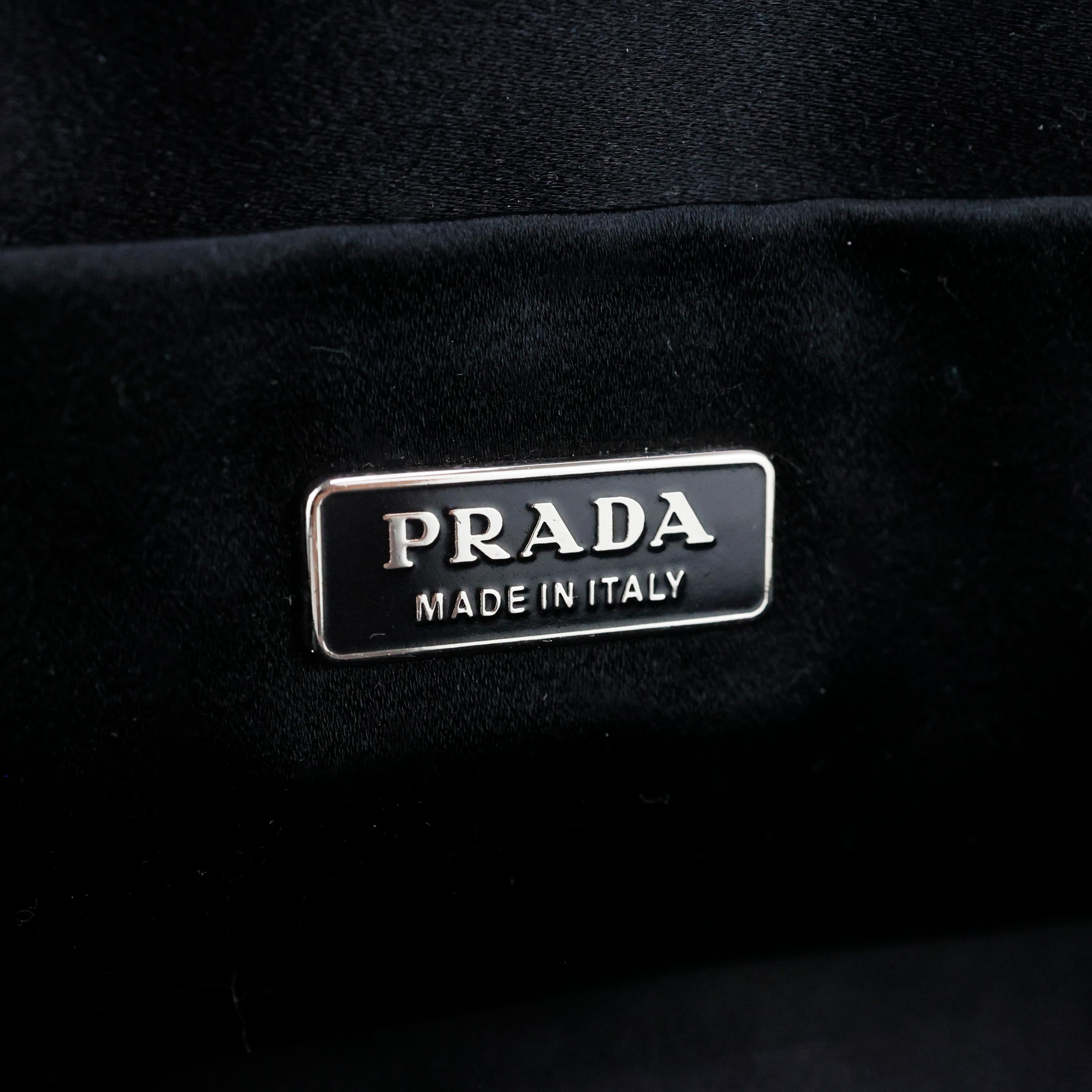 Bolso de pelo de poni morado de Prada en venta 5