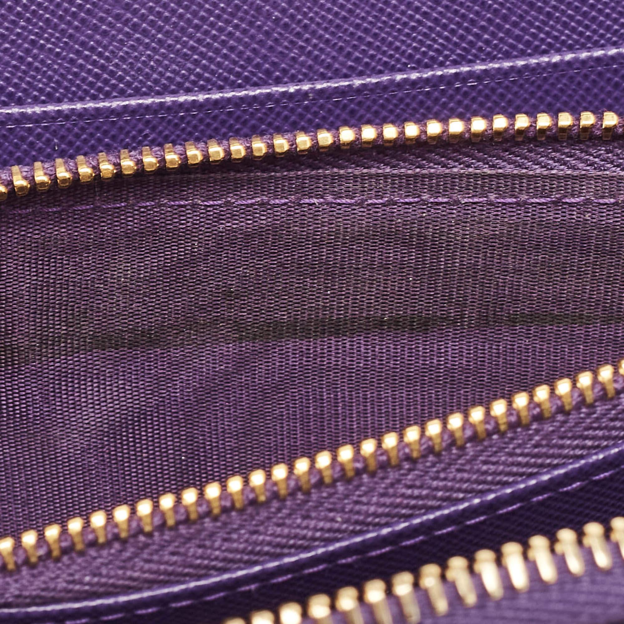 Women's Prada Purple Saffiano Leather Bow Zip Around Wallet For Sale