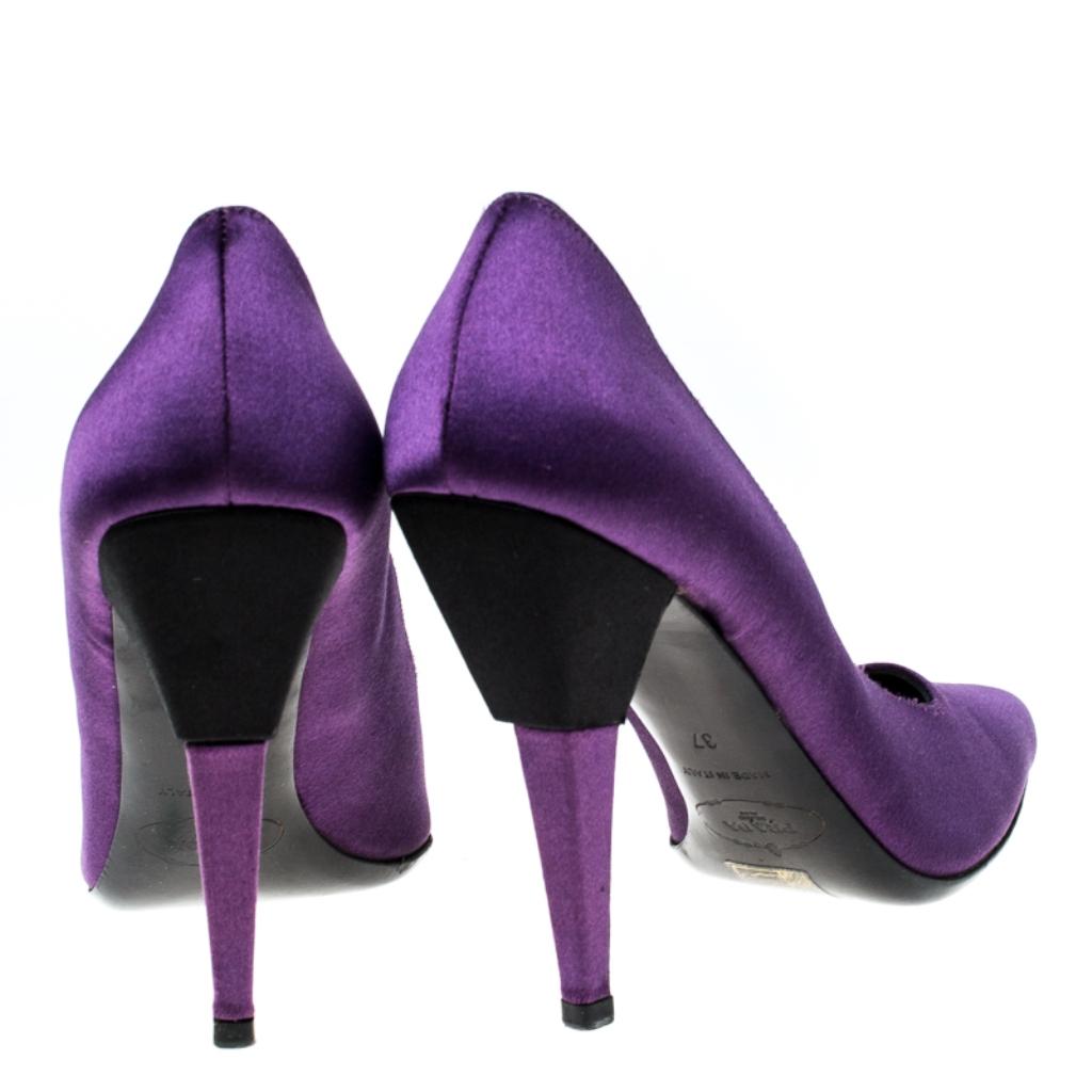 Women's Prada Purple Satin Pointed Toe Pumps Size 37