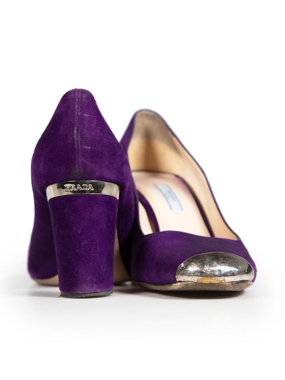 Noir Escarpins Prada à bout ouvert en daim violet, taille IT 39,5 en vente