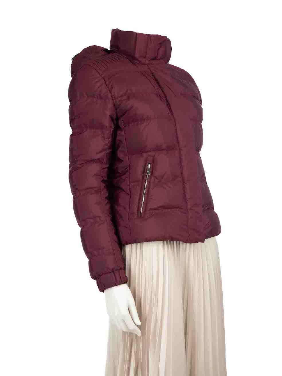 CONDITION is Very good. Minimal wear to coat is evident. Some discolouration around the inside neck on this used Prada designer resale item.
 
 
 
 Details
 
 
 Purple
 
 Synthetic
 
 Down coat
 
 Goose down and feather padding
 
 Zip and snap