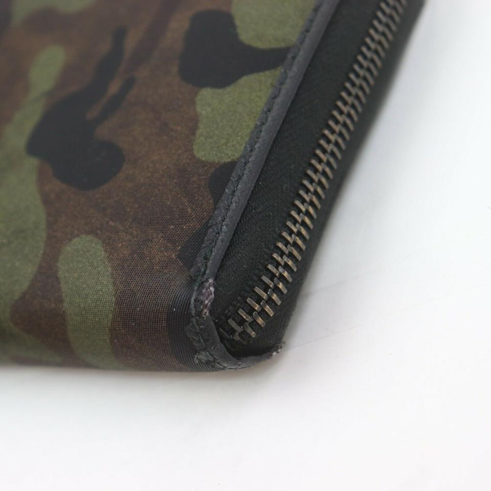 Prada Rare Camouflage Continental Long Zip Around Wallet Camo Zippy 861675 In Good Condition In Dix hills, NY
