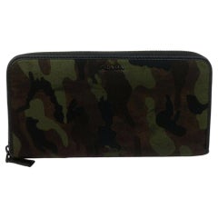 Vintage Prada Rare Camouflage Continental Long Zip Around Wallet Camo Zippy 861675