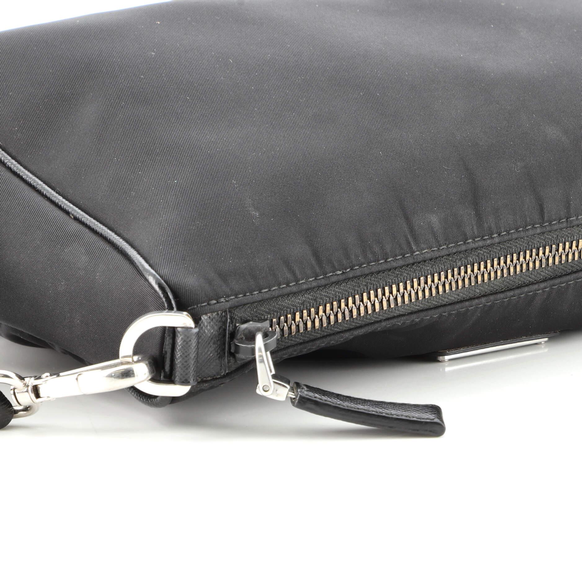 Women's or Men's Prada Re-Edition 2000 Double Zip Shoulder Bag Tessuto Small