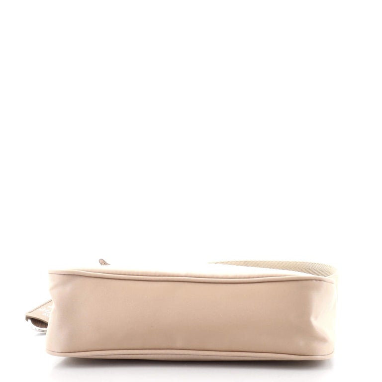 prada hobo re edition 2000