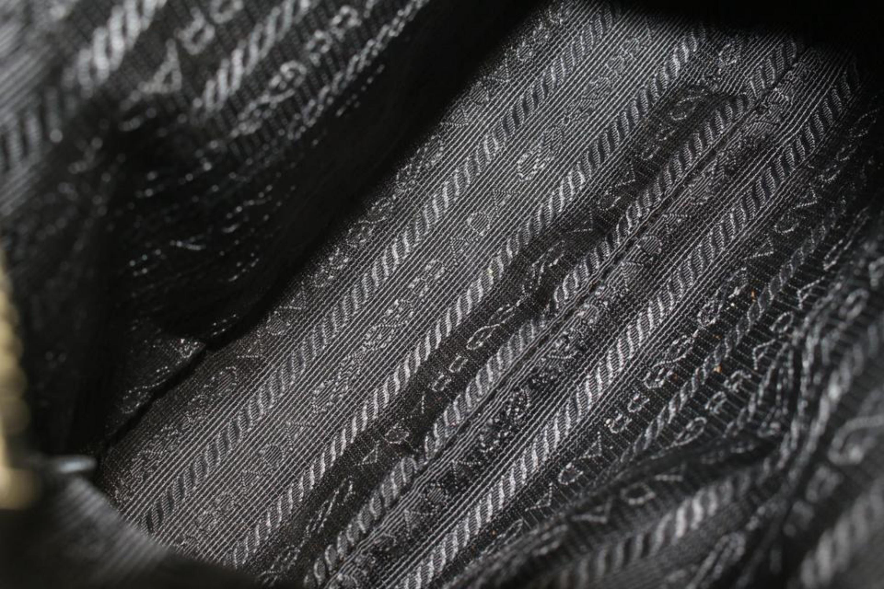 Women's Prada Re-edition 2005 Black Tessuto x Saffiano Small Chain Hobo 1221p13