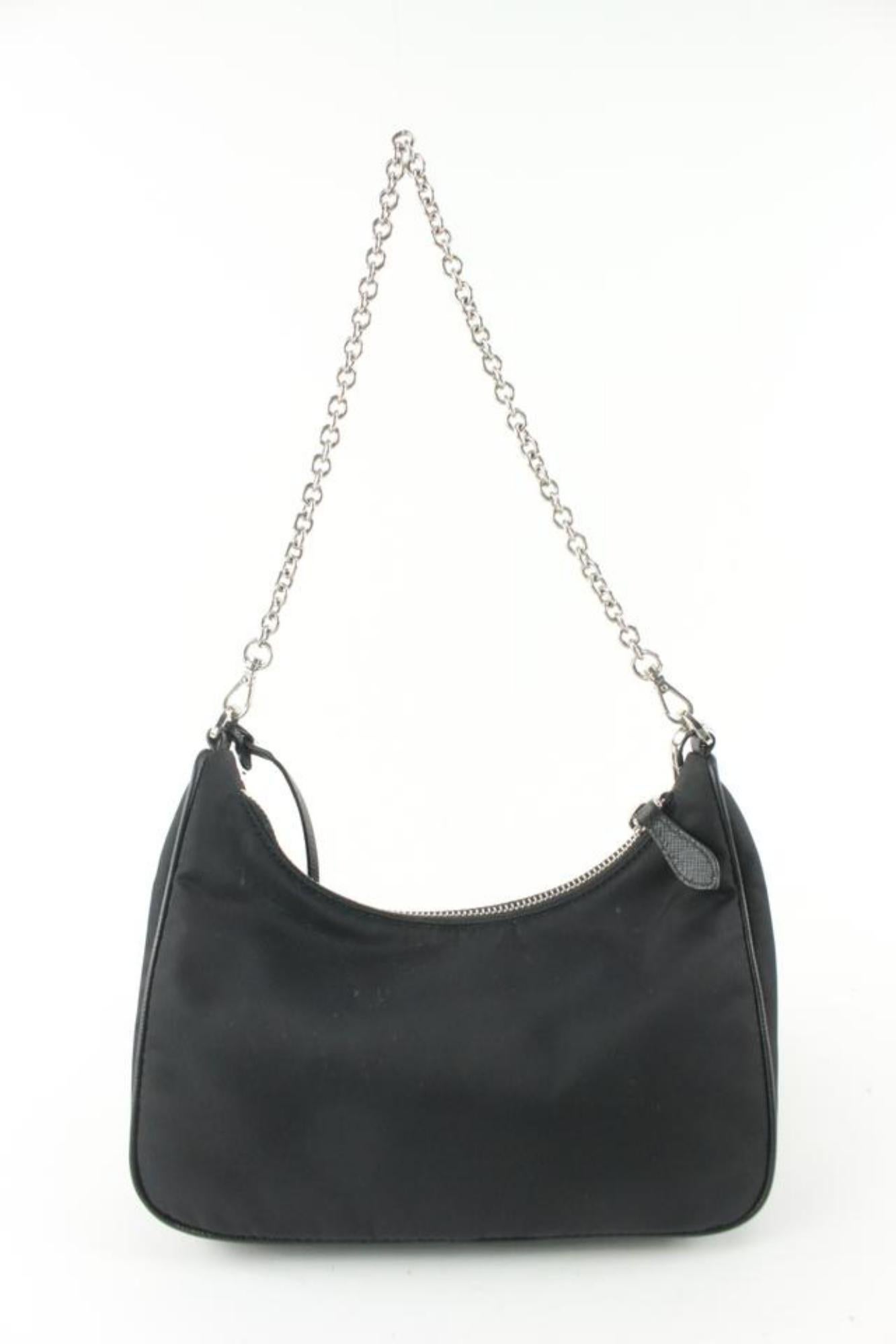 Prada Re-edition 2005 Black Tessuto x Saffiano Small Chain Hobo 1221p13 4