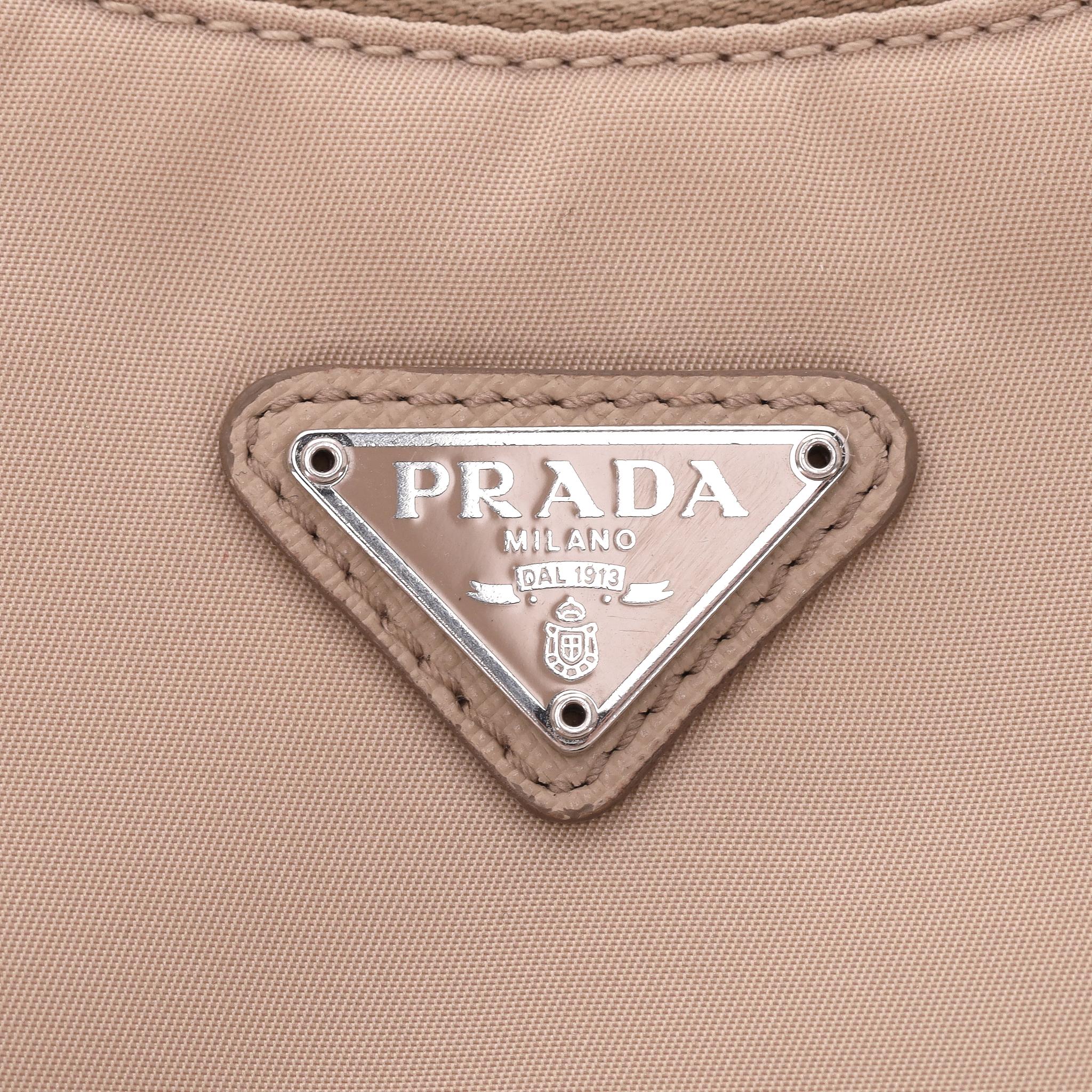 Prada Re-Edition 2005 Re-Nylon Shoulder Bag in vendita 5