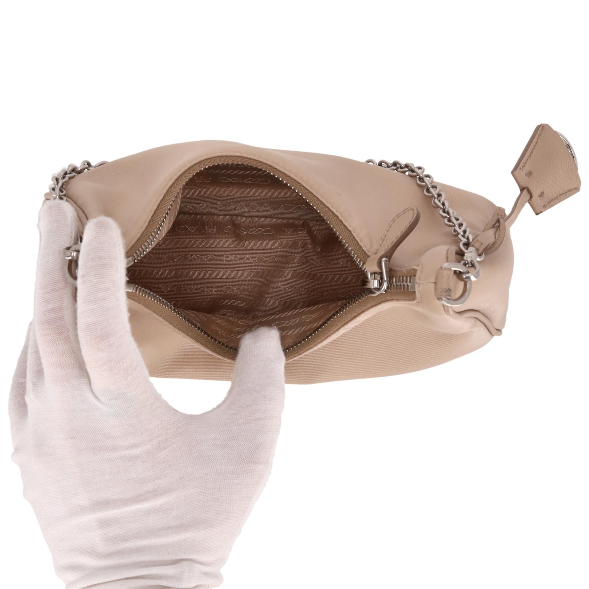 Prada Re-Edition 2005 Re-Nylon Shoulder Bag in vendita 1