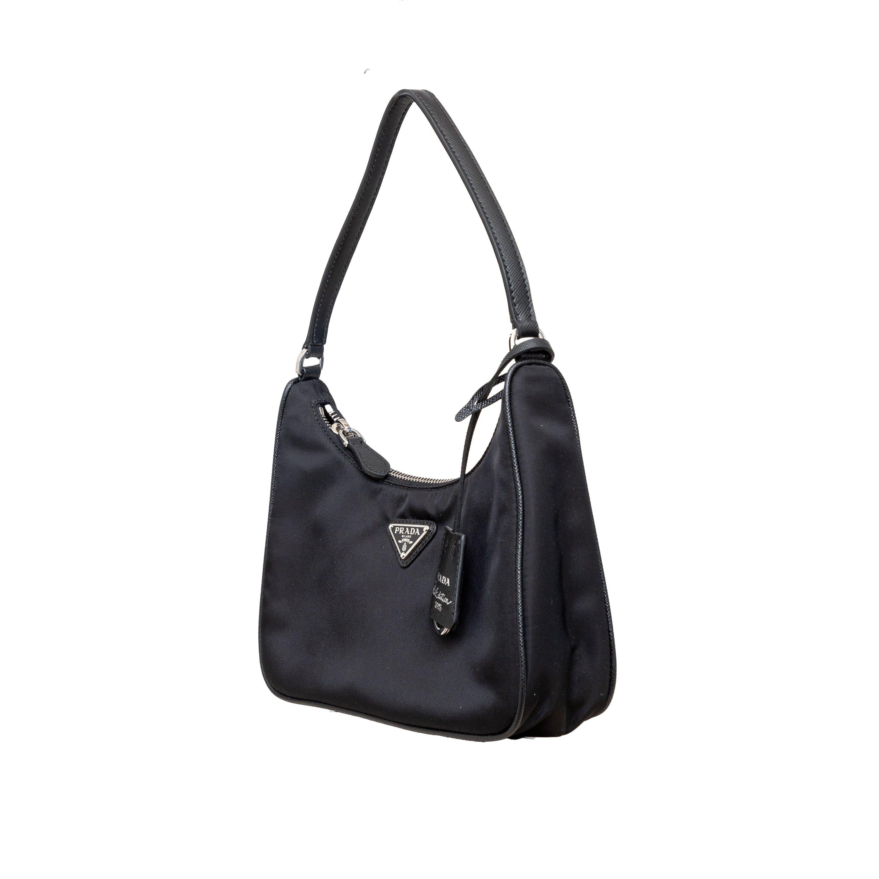 Prada Re-Edition 2005 Shoulder Bag - '20s In Excellent Condition In Milano, IT