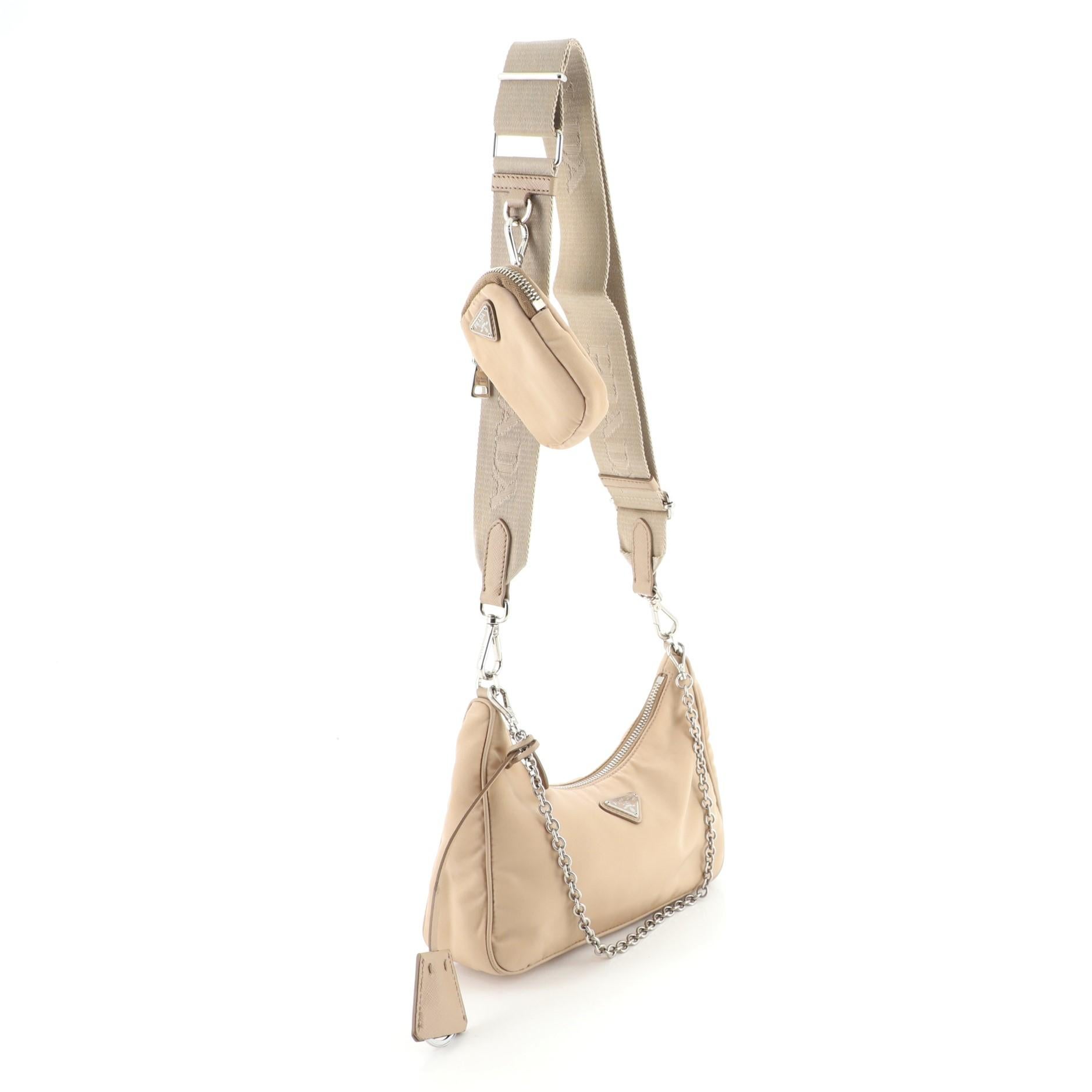 Condition: Very good. Slight odor in interior. Creasing, wear and marks on exterior, pochette and strap, light wear and darkening in interior, scratches on hardware.
Accessories: Clochette, Extra Strap, Pochette, With Strap
Measurements: Handle Drop