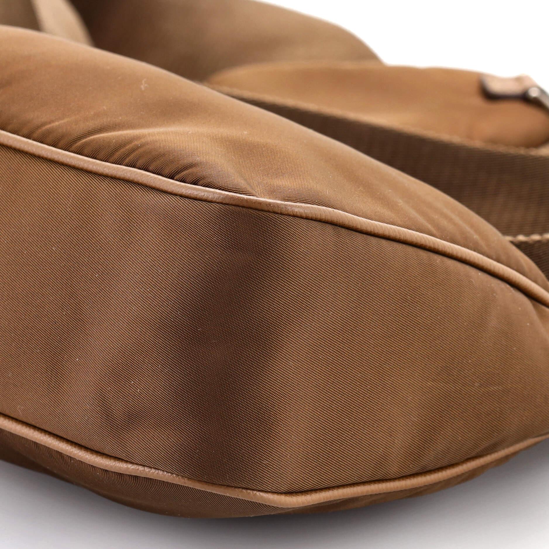 Prada Re-Edition 2005 Shoulder Bag Tessuto Small In Good Condition In NY, NY