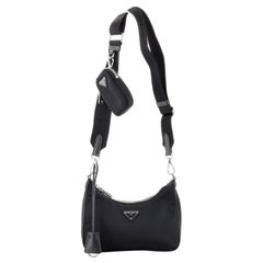 Prada Re-Edition 2005 Shoulder Bag Tessuto Small