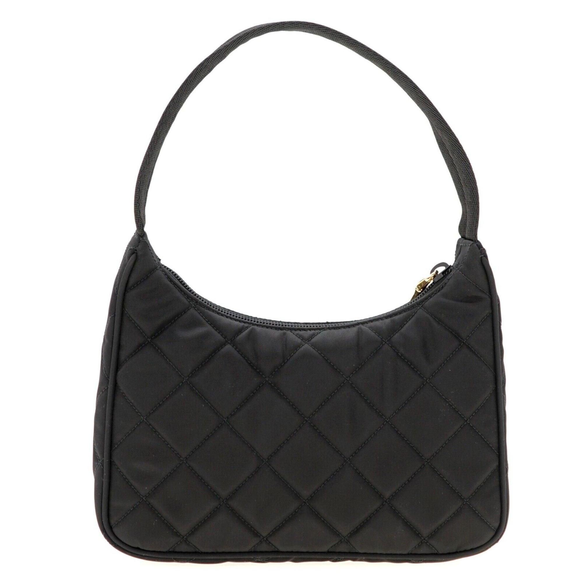 Nero Prada Re-editon Mini Borsa a tracolla trapuntata in nylon nero Hardware oro