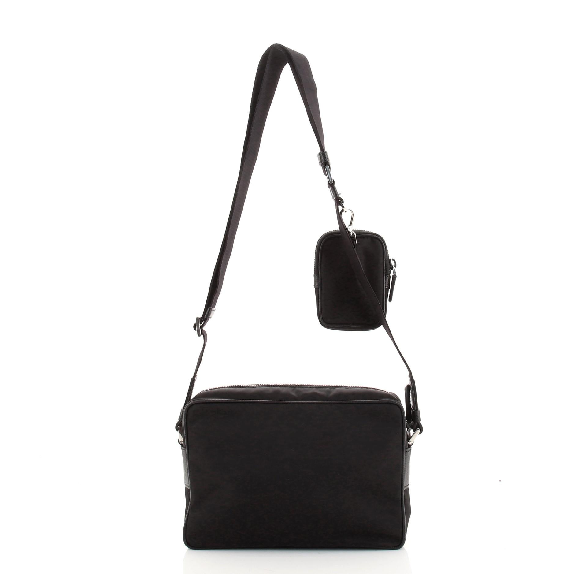 Prada Re-Edition Front Pocket Messenger Bag Tessuto Medium In Good Condition In NY, NY