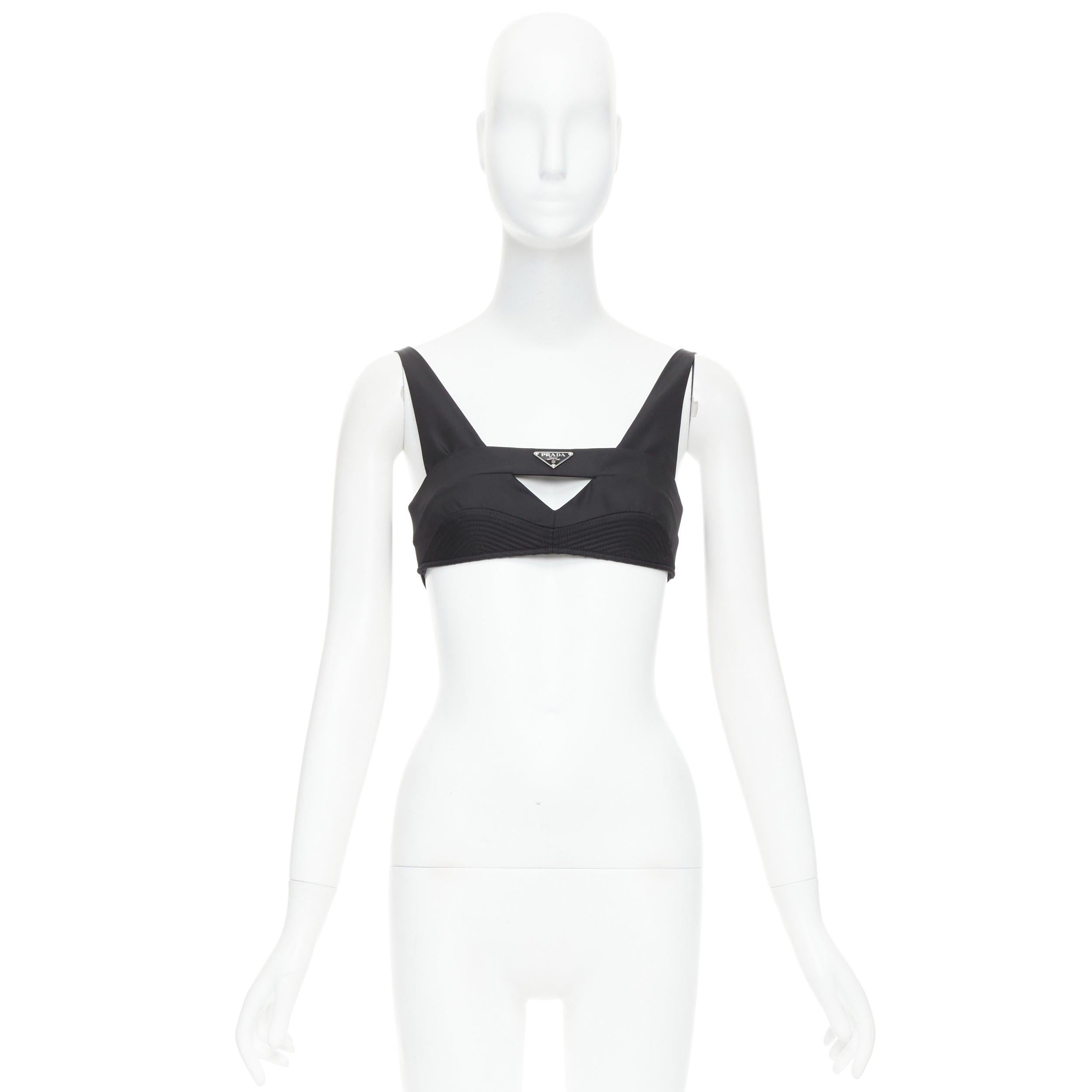 PRADA Re-Nylon noir triangle logo découpe couture contour crop top bralette IT36 en vente 4