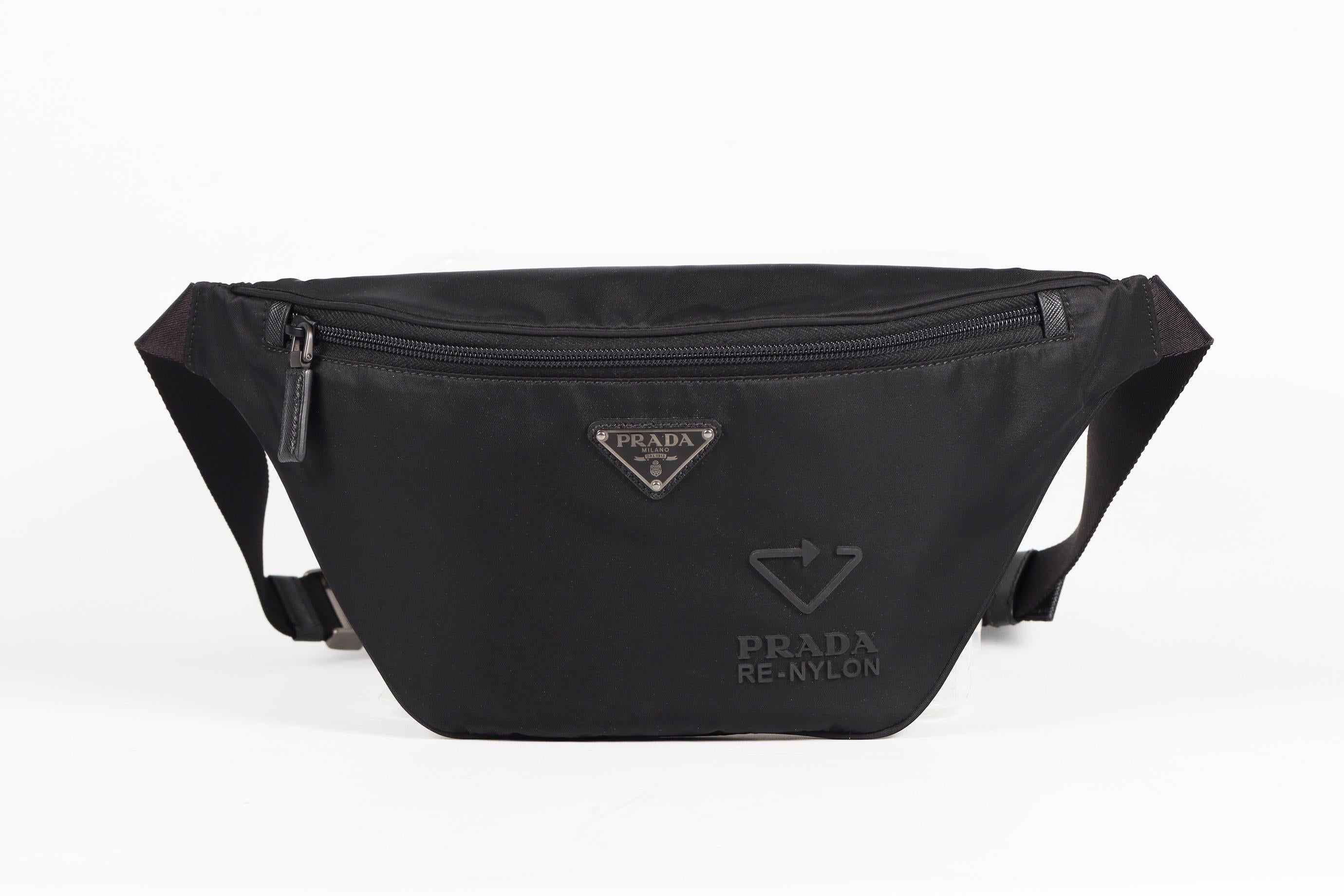 Women's or Men's Prada Re-Nylon Leather And Nylon Belt Bag For Sale