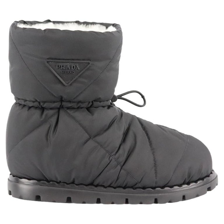 Waarschuwing ik draag kleding Informeer Prada Re-nylon Quilted Padded Shell Ankle Boots Eu 38 Uk 5 Us 8 For Sale at  1stDibs