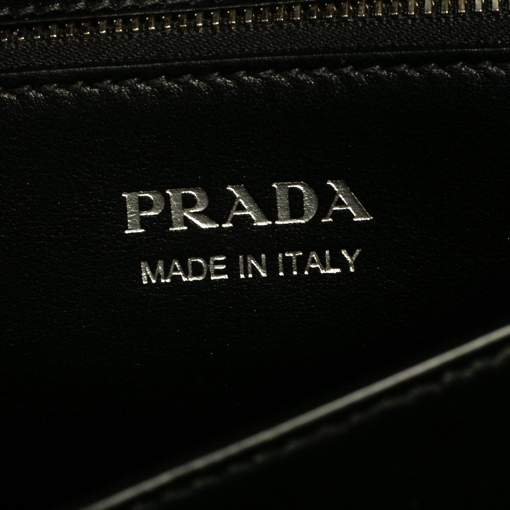 Prada Red/black Leather Elektra Shoulder Bag In Excellent Condition In Dubai, Al Qouz 2