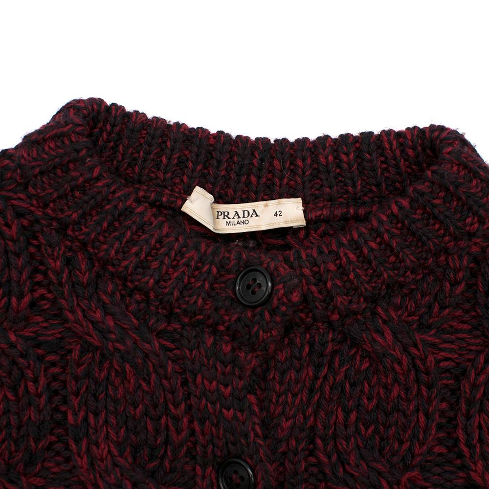 Prada Red & Black Wool Cable Knit Crop Cardigan SIZE 42 IT In Excellent Condition In London, GB