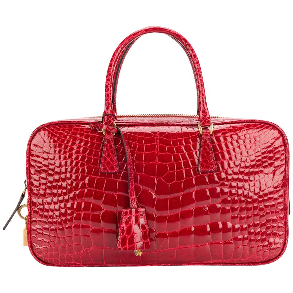 Prada Rote Krokodilleder Vintage Tasche:: 2000er Jahre