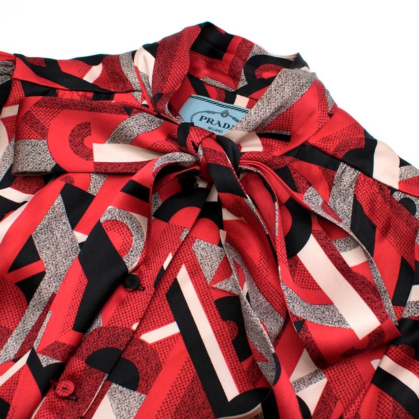 Prada Red Geometric Printed Pussy Bow Dress - Size US 2  For Sale 1