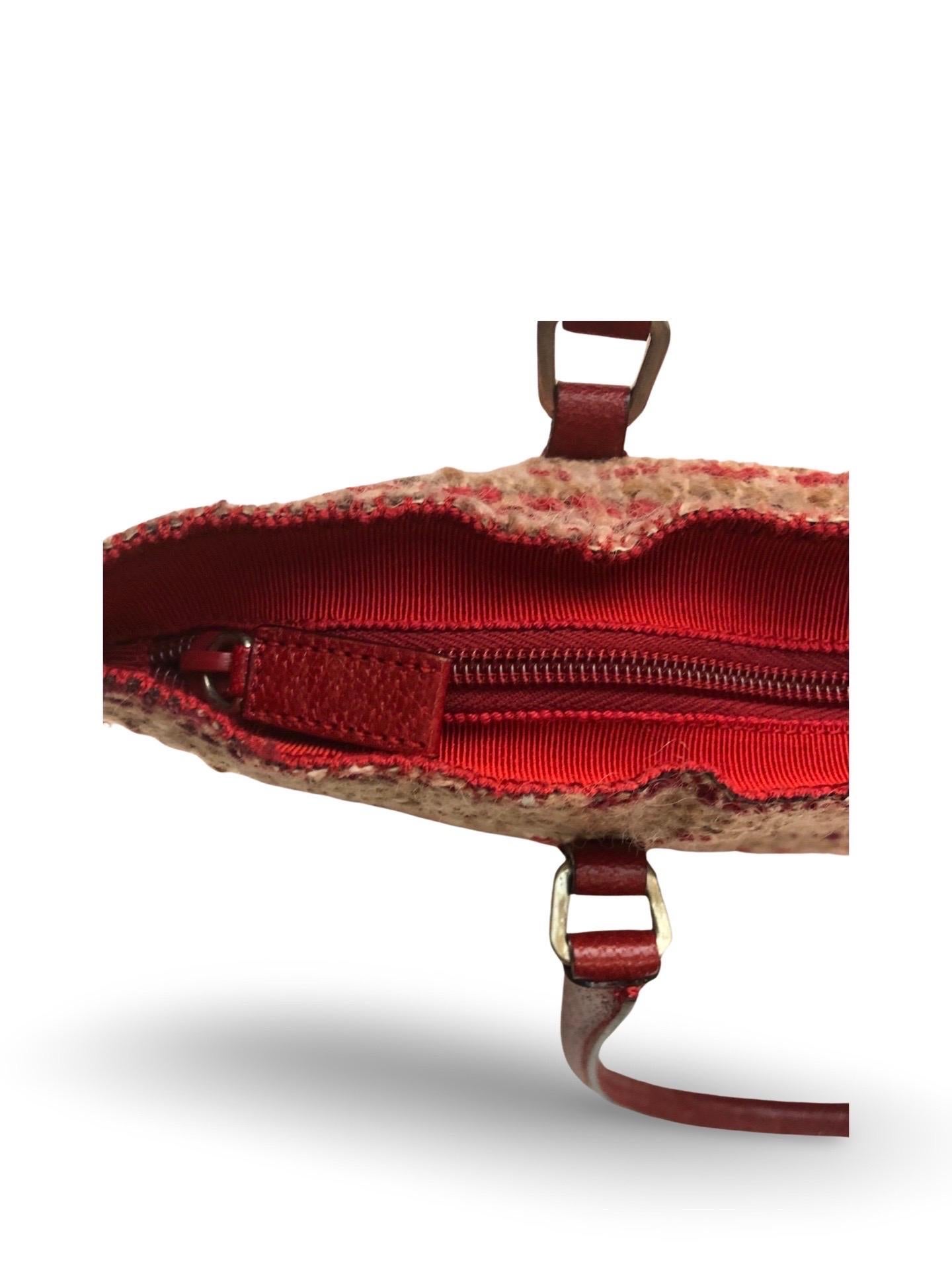 Sac cabas Prada en cuir et tweed de laine rouge Unisexe en vente