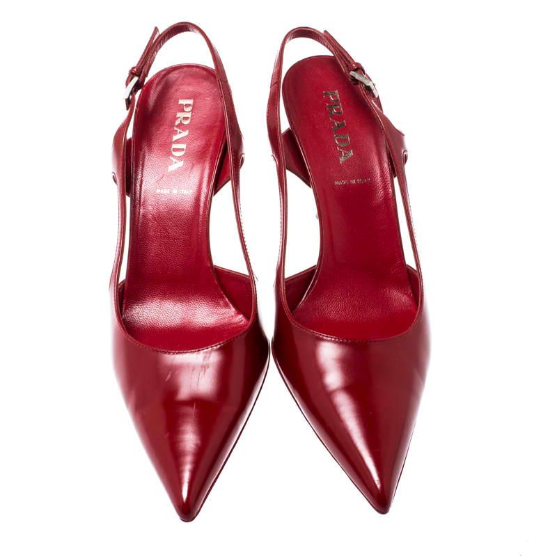 Prada Red Leather Pointed Toe Slingback Sandals Size 36.5 In Good Condition In Dubai, Al Qouz 2