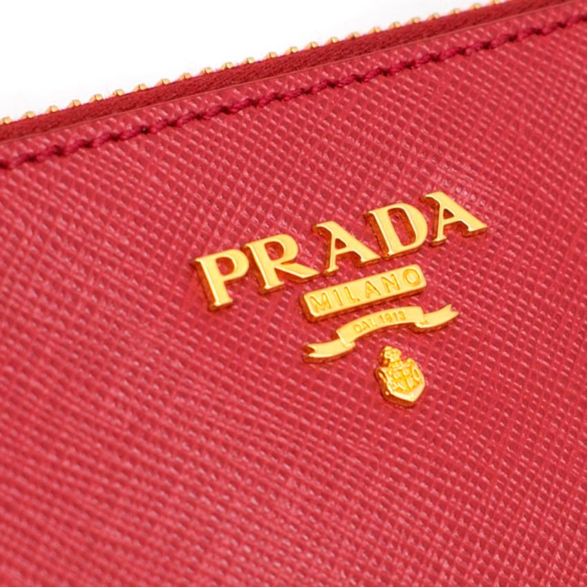 Prada Red Leather Pouch In Good Condition In London, GB