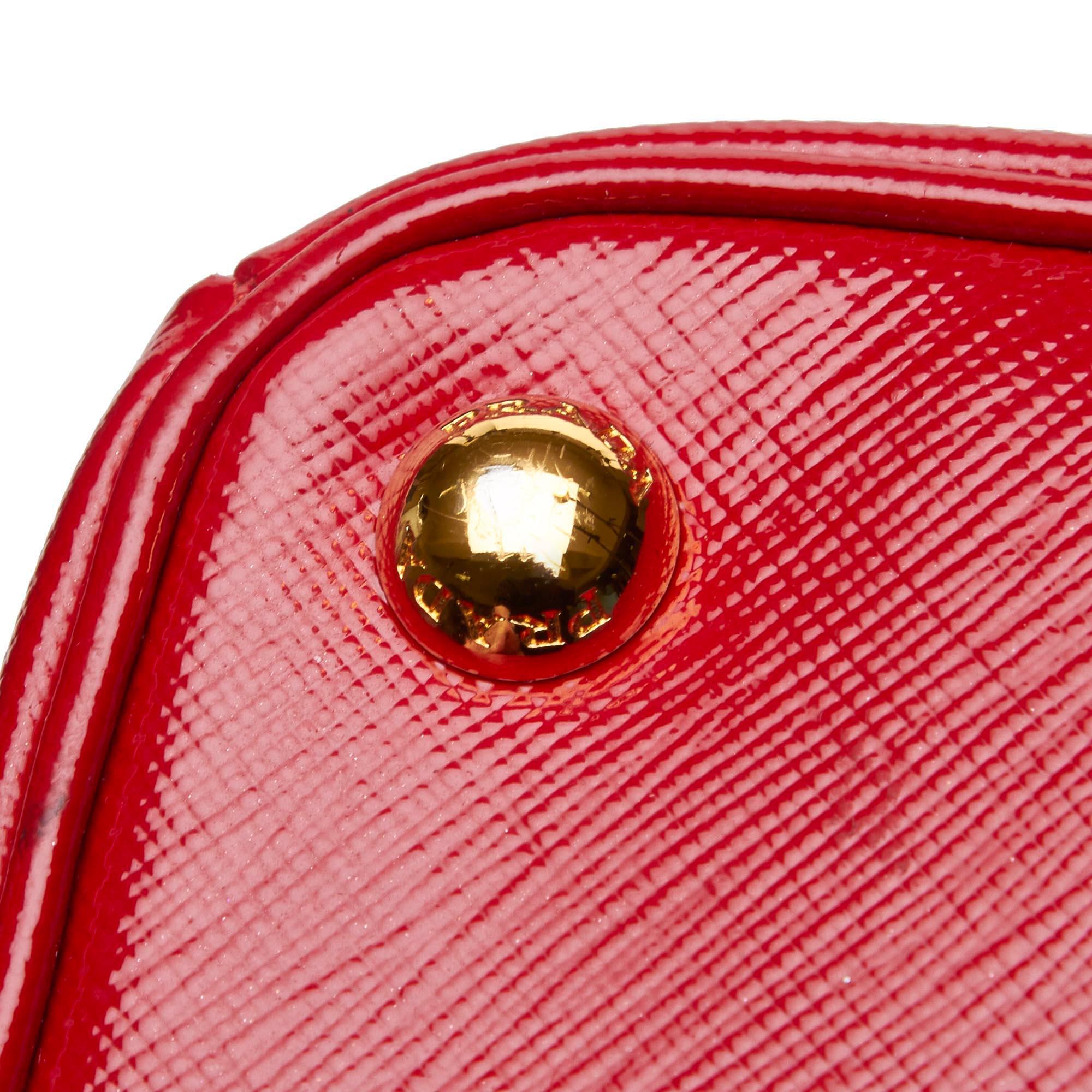 Prada Red  Leather Saffiano Lux Handbag Italy w/ Authenticity Card 7