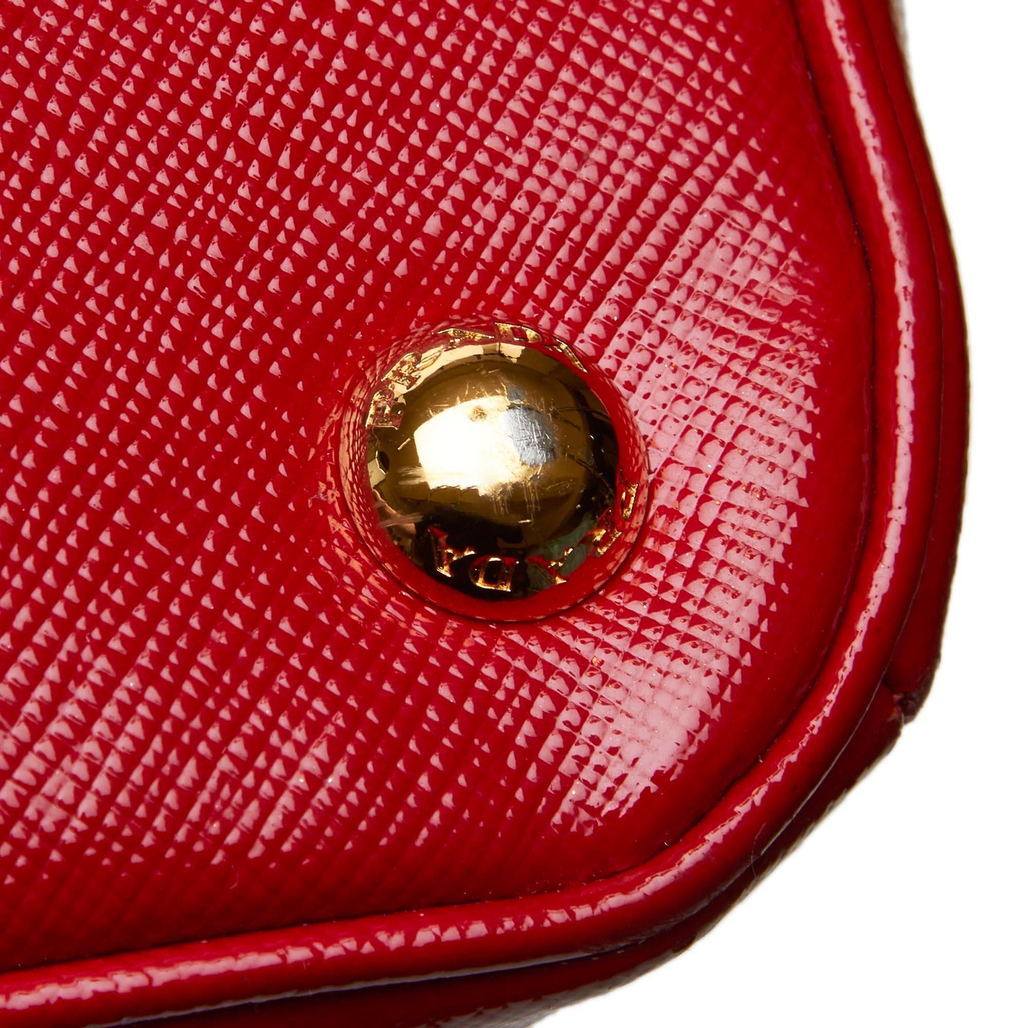 Prada Red  Leather Saffiano Lux Handbag Italy w/ Authenticity Card 4