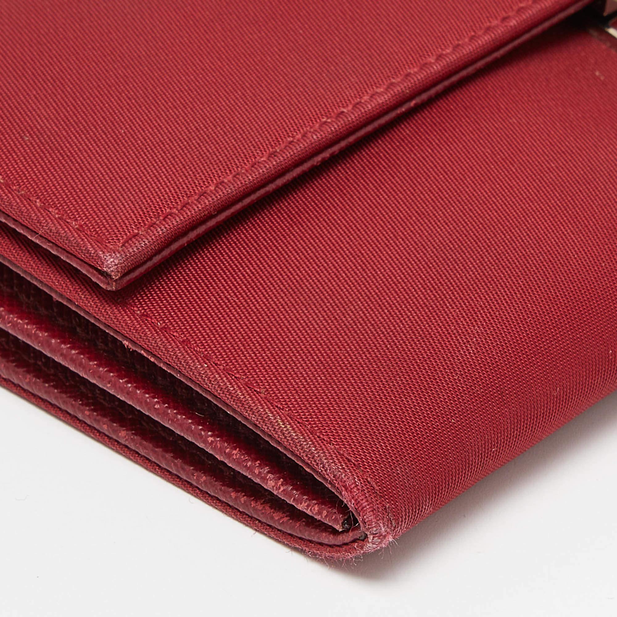 Prada Red Nylon Flap Continental Wallet For Sale 6