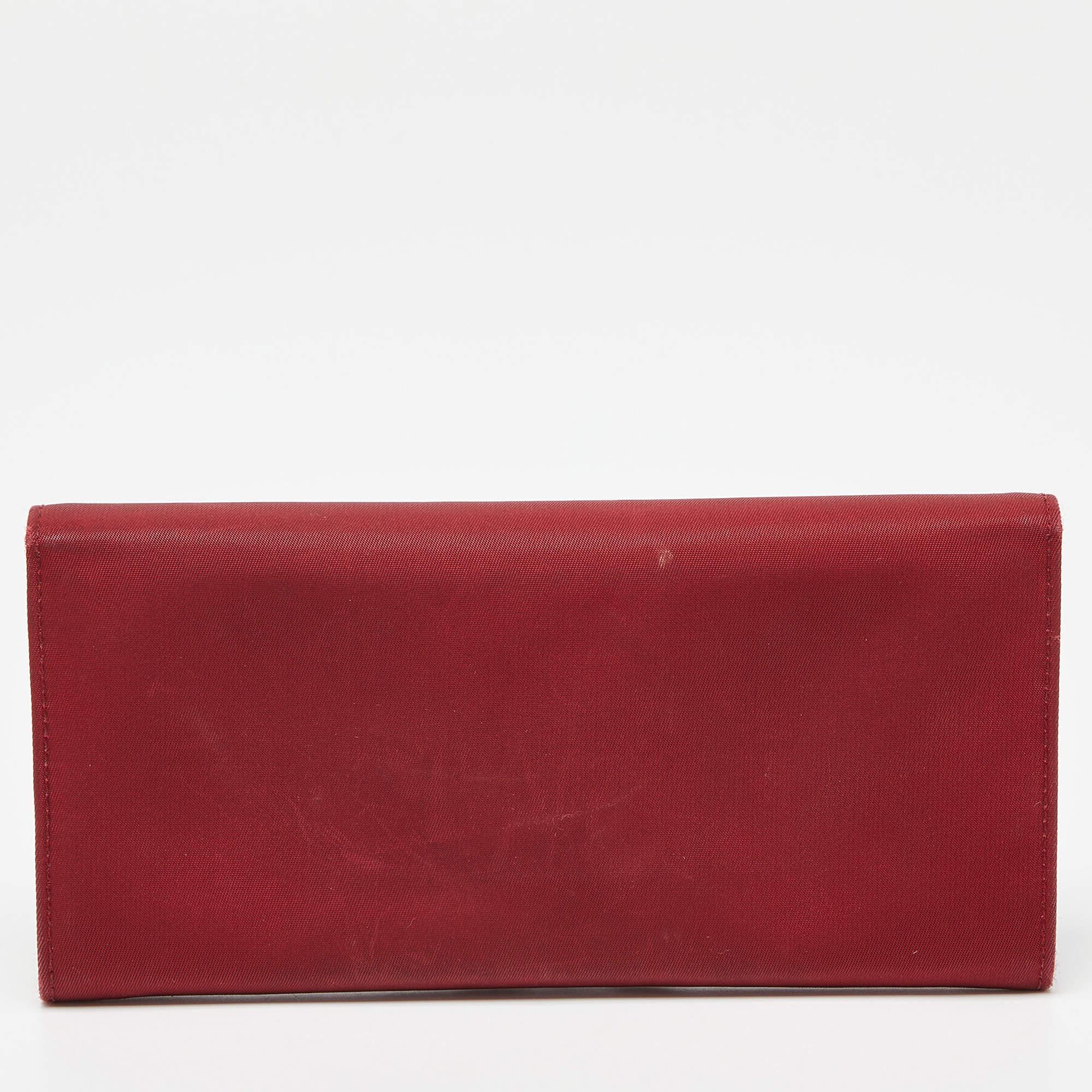 Prada Red Nylon Flap Continental Wallet For Sale 1