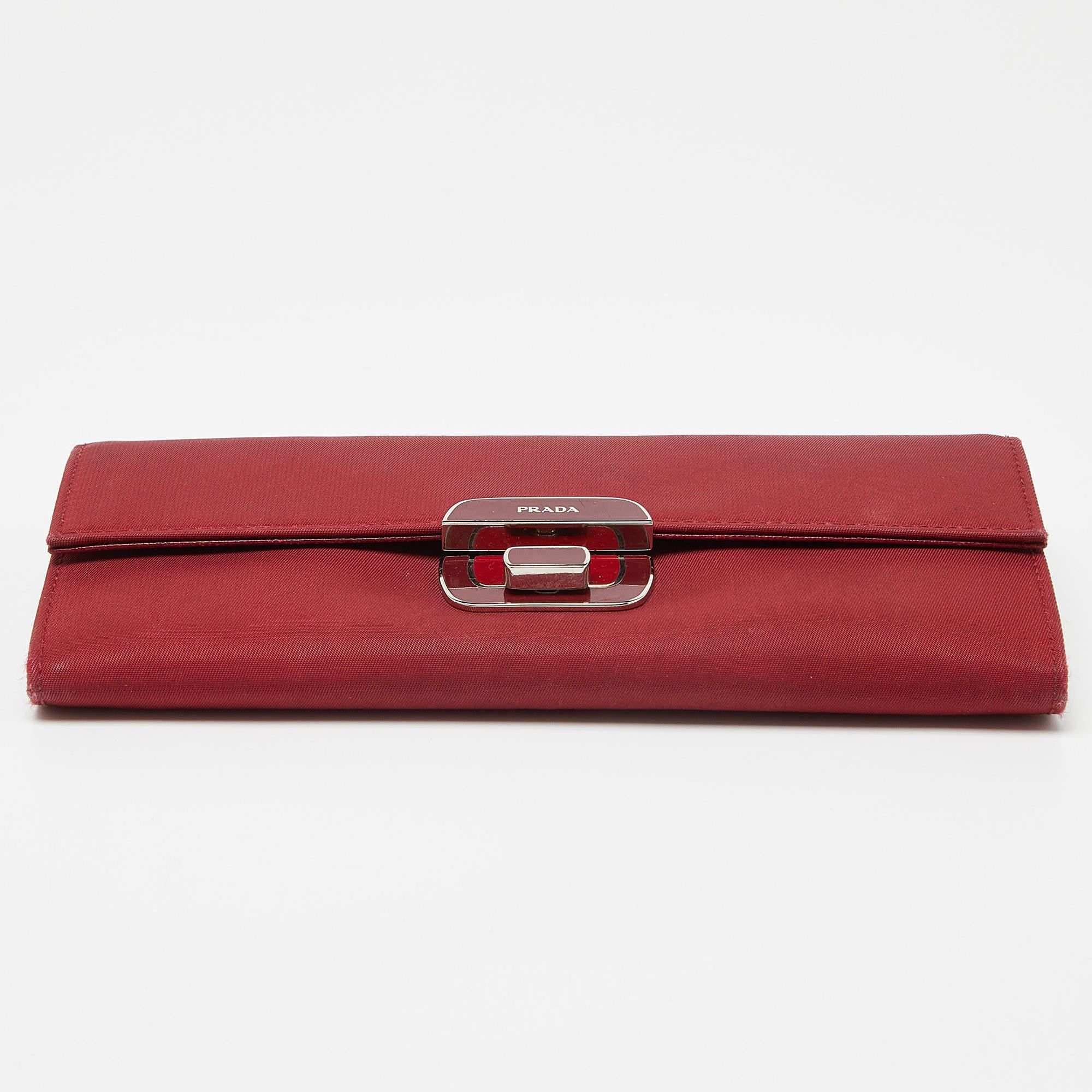 Prada Red Nylon Flap Continental Wallet For Sale 3