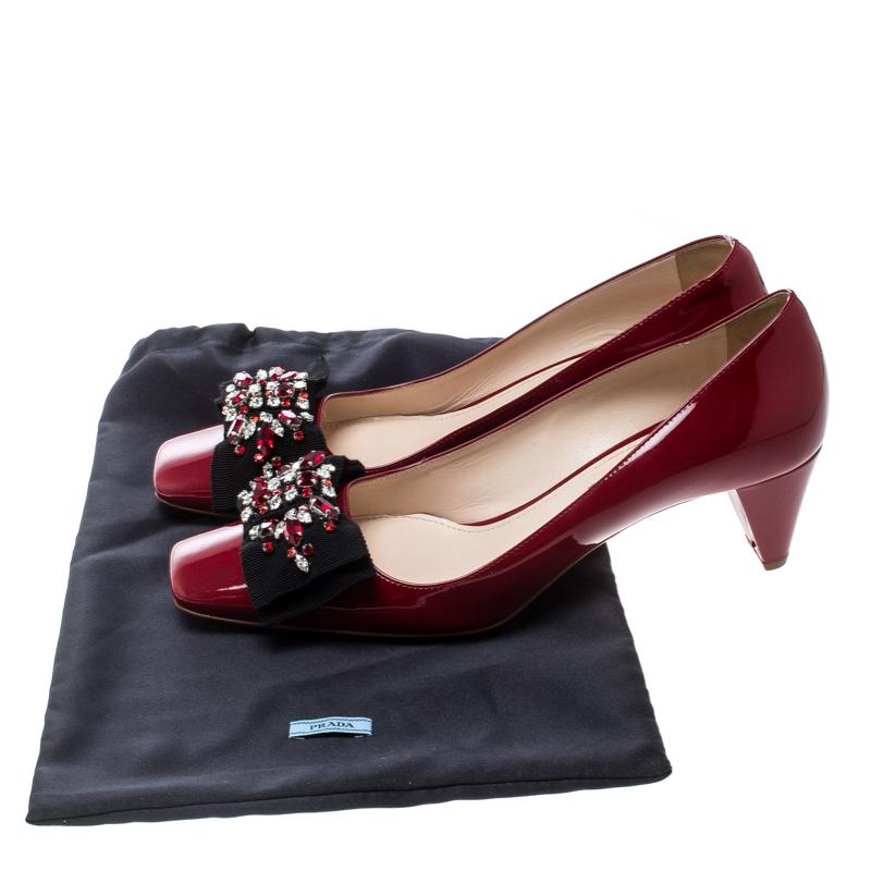 Prada Red Patent Leather Crystal Embellished Bow Detail Square Toe Pumps Size 39 3