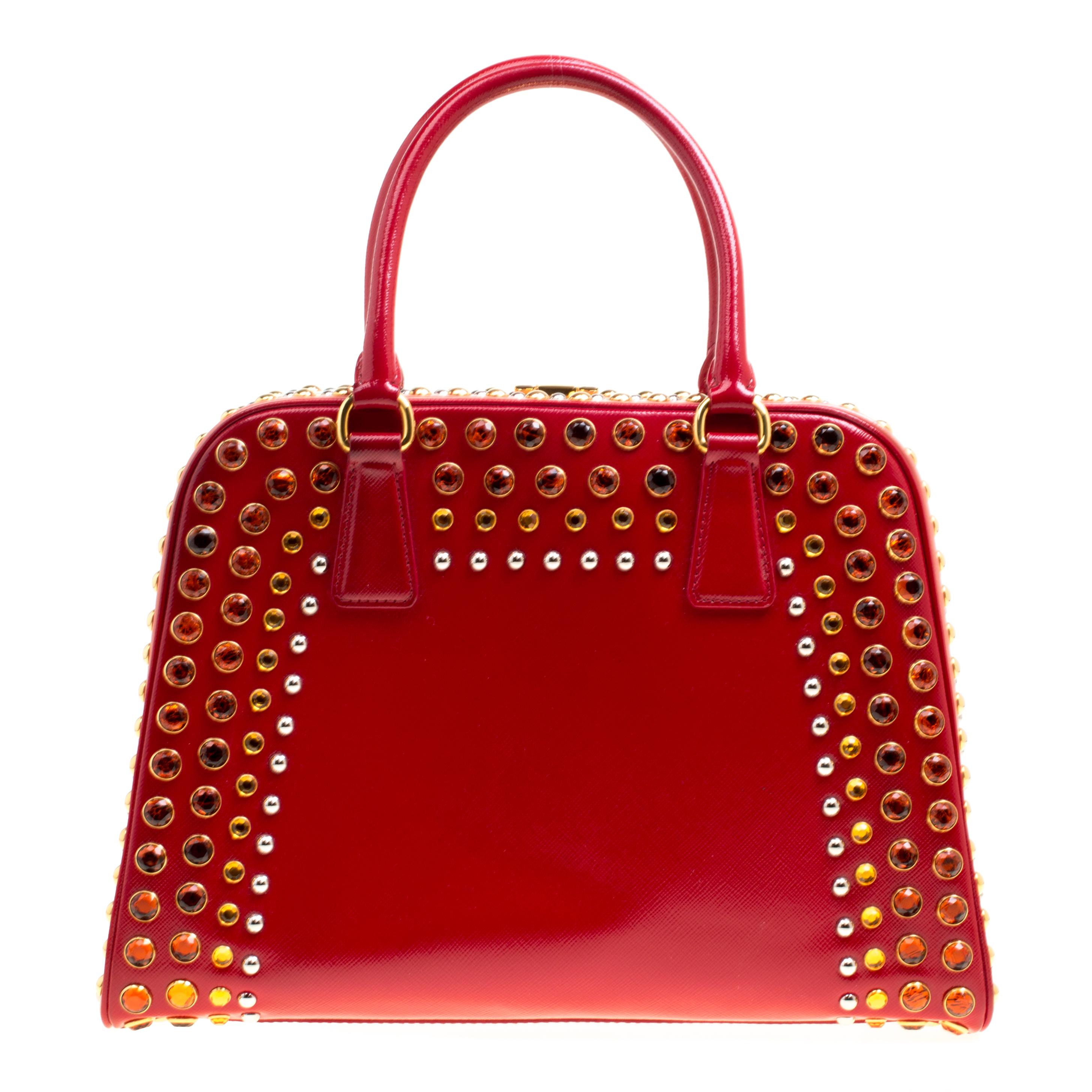 Prada pyramid bag sale