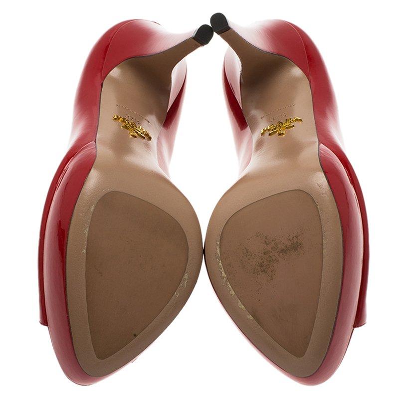 Women's Prada Red Patent Peep Toe Platform Pumps Size 37.5