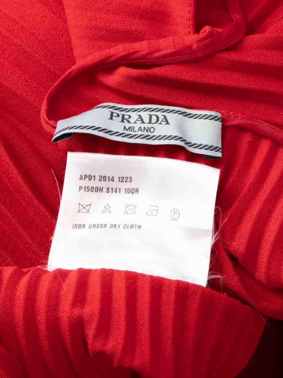Women's Prada Red Pleated Midi Skirt Size M For Sale