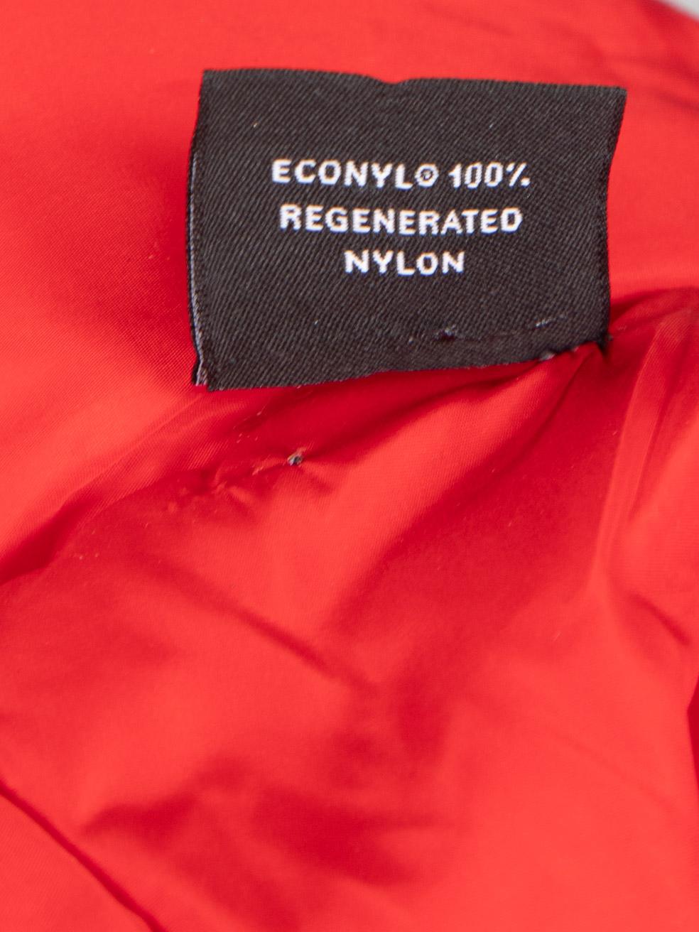 Prada Red Re-Nylon Puffer Bucket Hat For Sale 4